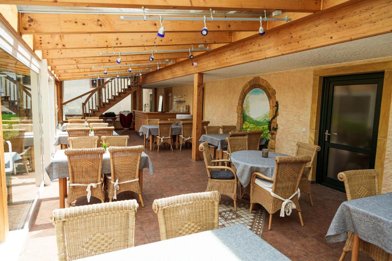 Hotel Fronhof Mettendorf 외부 사진